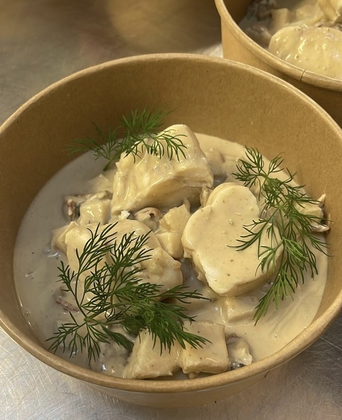 Médaillons de lotte crème de céleri et cèpes