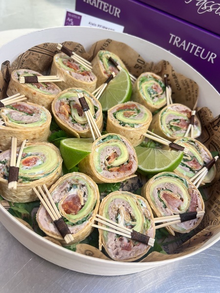 Wraps cocktail au thon/avocat